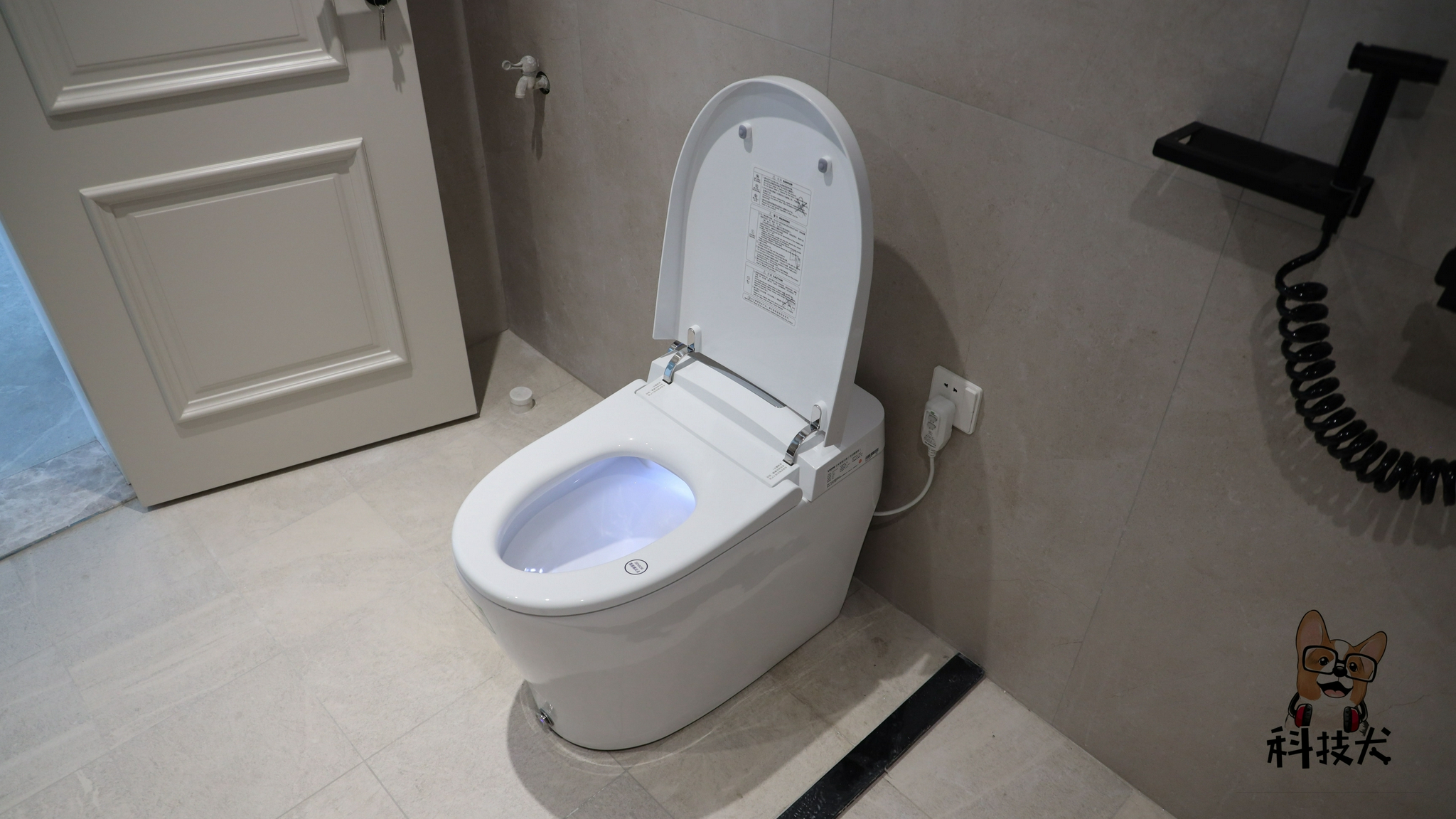 新款智能馬桶全面評測,功能與體驗一覽
