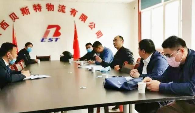 西安叉車司機(jī)最新招聘,西安叉車司機(jī)最新招聘,行業(yè)現(xiàn)狀、各方觀點(diǎn)及就業(yè)前景分析