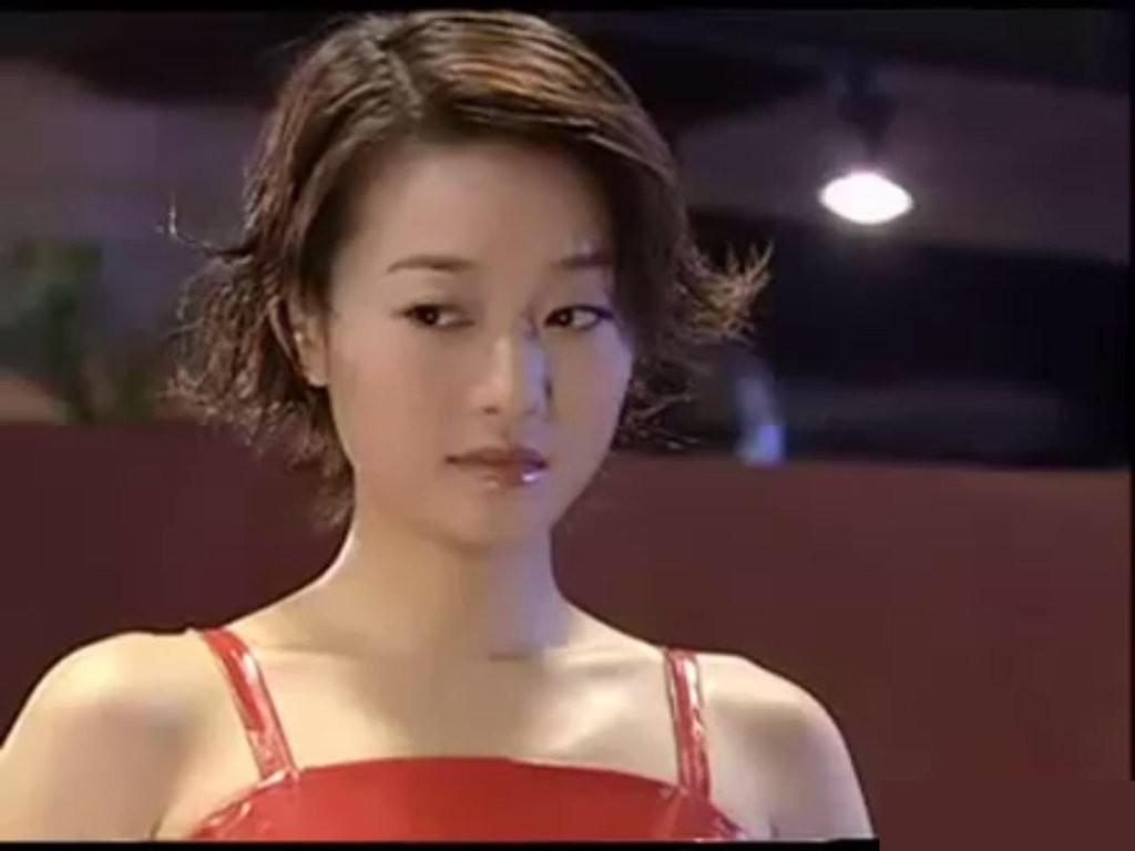 馬伊琍短發新造型,科技魅力與前沿時尚體驗