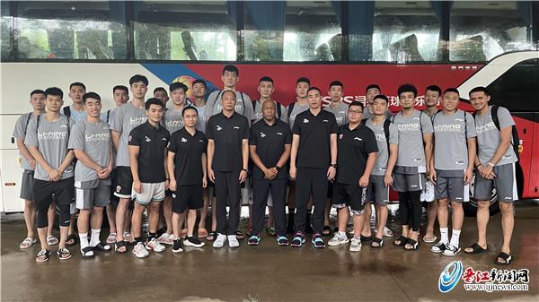 福建男籃熱血賽事啟幕,籃球盛宴,不容錯過!