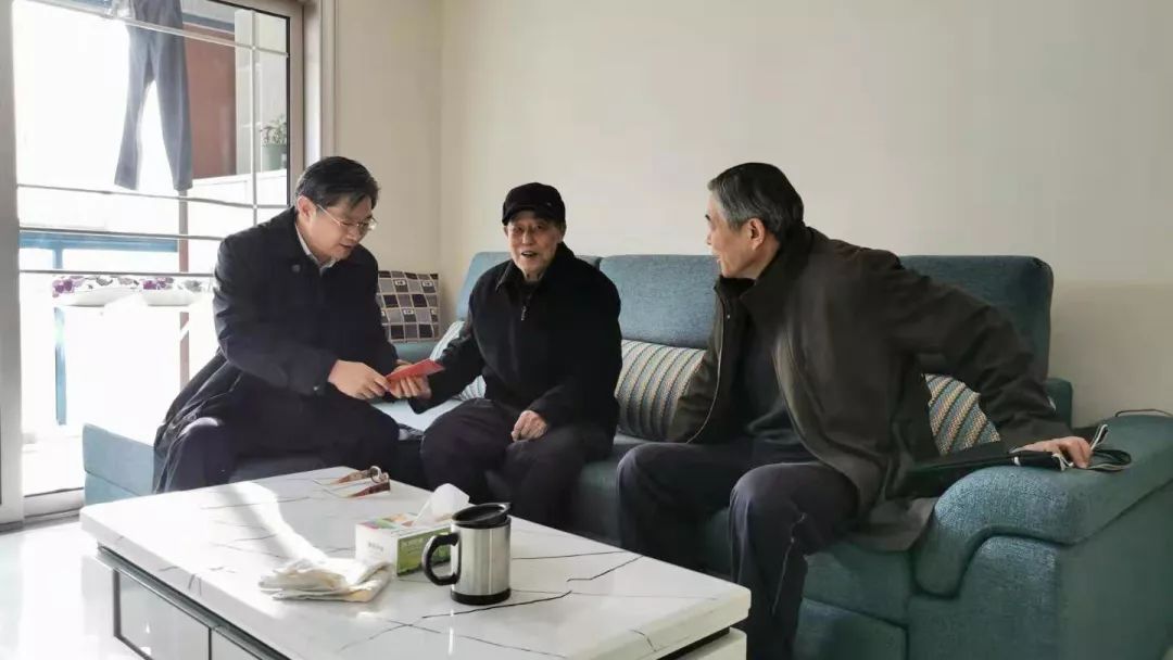 尹副廳科技新品,智能生活璀璨明珠,引領未來科技革新風潮