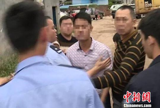 工地打人事件引發關注,征途轉向自然風景之美引人深思